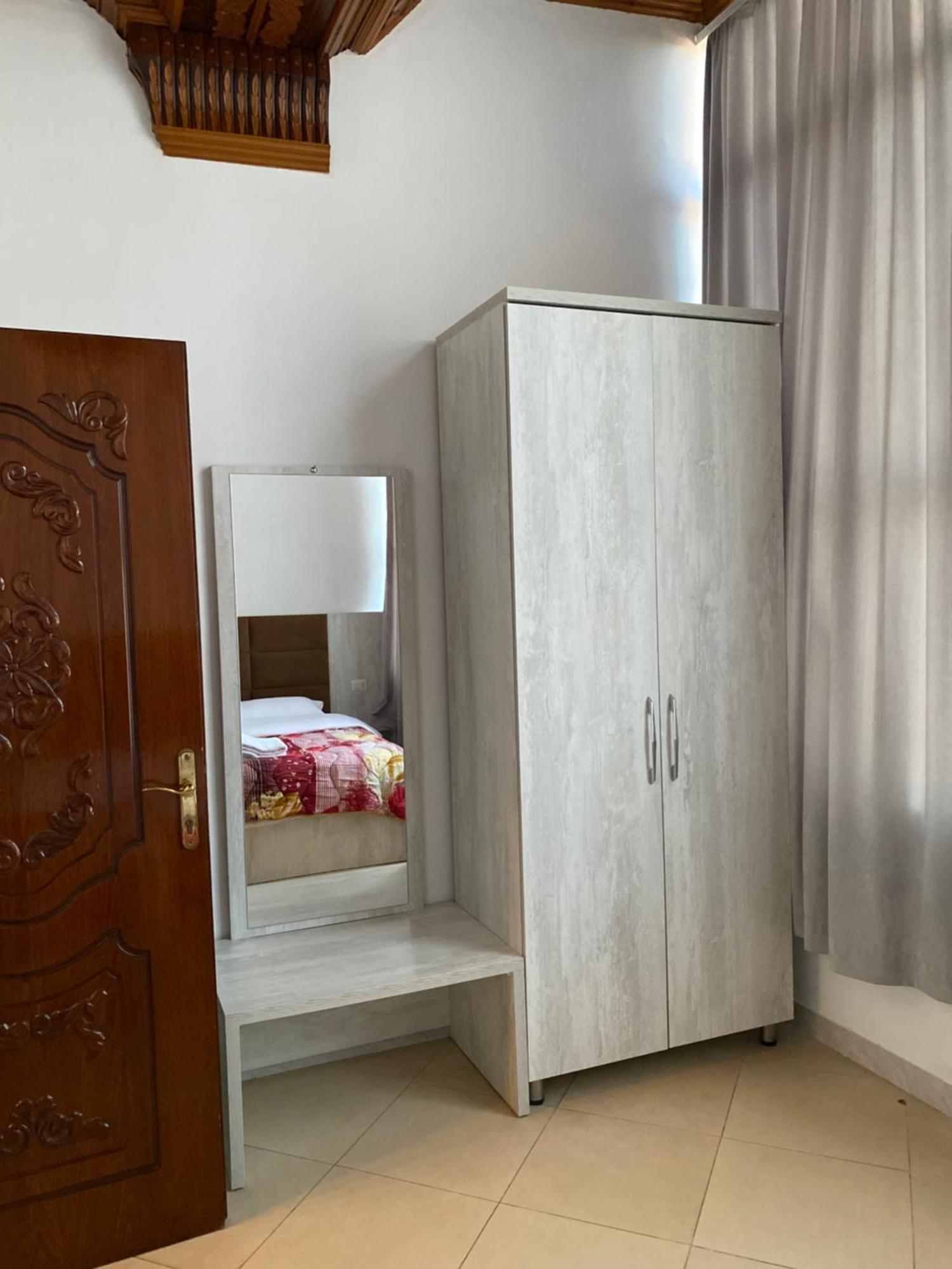 Velipojë Kompleksi Jakaj מראה חיצוני תמונה